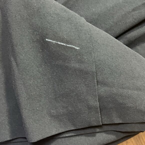 Bebe Jumpsuit Black Wide Split Leg V-Neck Stretch Peek a boo Back Women's Size 8 - Picture 6 of 7